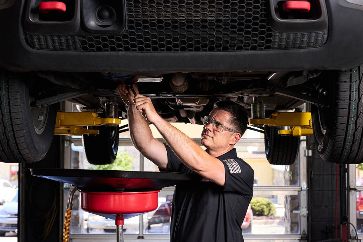 Is the Oil Change Franchise Cost Worth It for First-Time Owners featured image